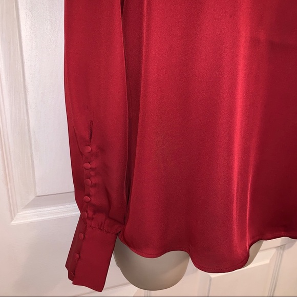 ✨ Express Cross Front Large Button-Cuff Blouse - Picture 4 of 4